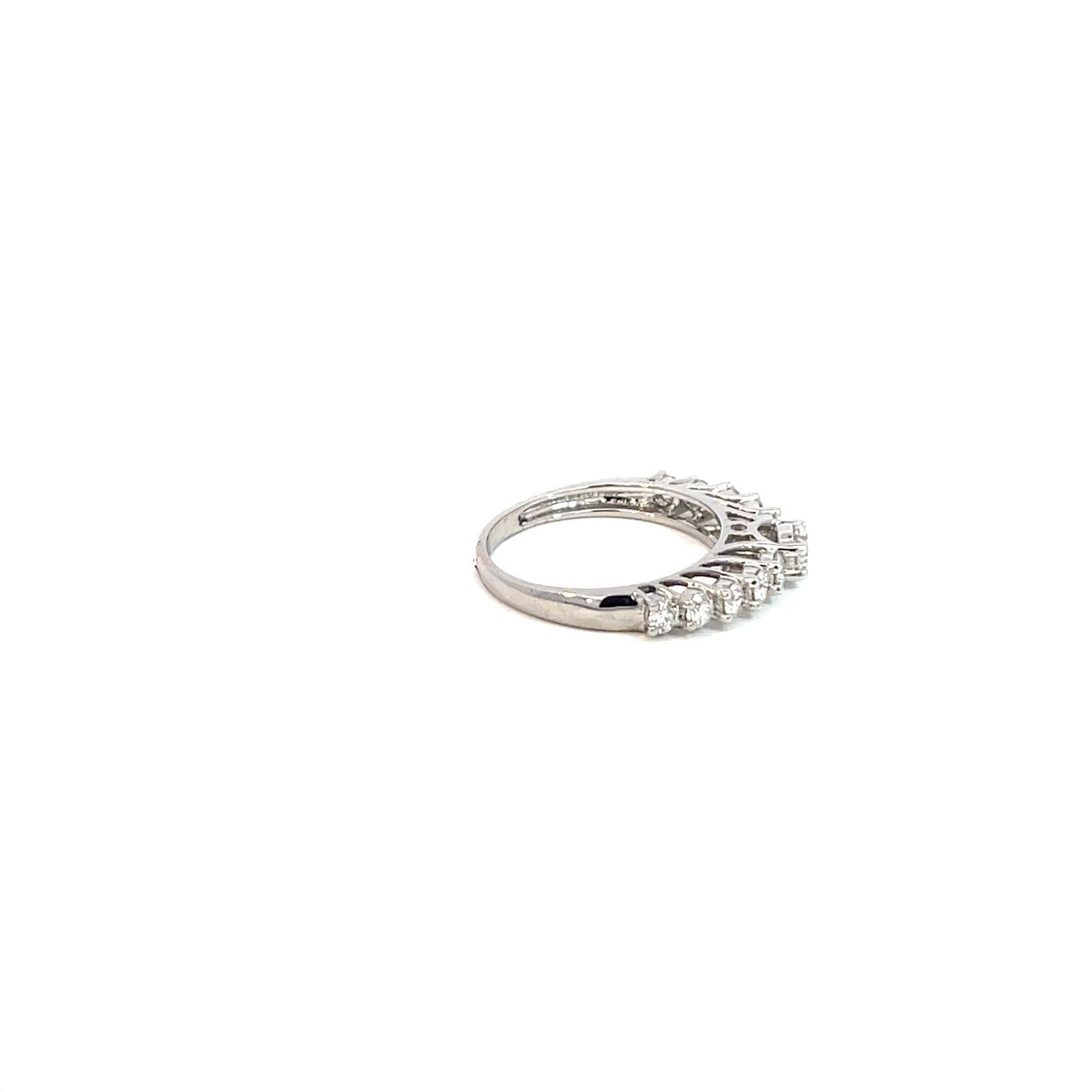 14K White Gold Ring with 11 Lab Grown Diamonds TDW 0.89 Carat - Image 2