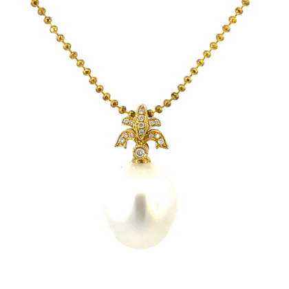 18K Yellow Gold Pendant with Cultured South Sea 12-13mm Pearl and 15 Round Diamonds TDW 0.05 Carat