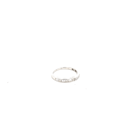 18K White Gold Ring with 12 Round and Baguette cut Diamonds TDW 0.50 Carat
