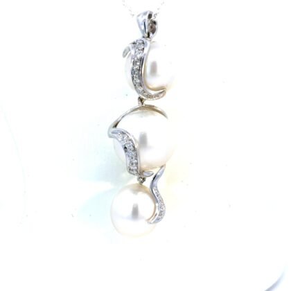 18K White Gold Pendant with 3 South Sea Pearls 9-14mm and Round Diamonds TDW 0.48 Carat